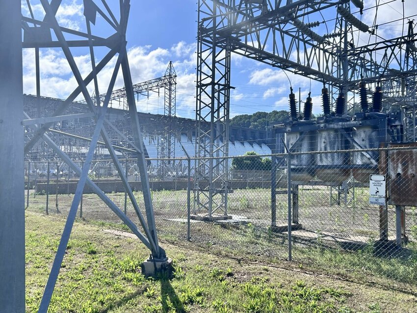 The U.S. Army Corps of Engineers has opened the remaining three spillways at Norfork Dam in an effort to keep the lake at or below flood pool after heavy rains over Memorial Day weekend.


Caroline Spears/The Baxter Bulletin
