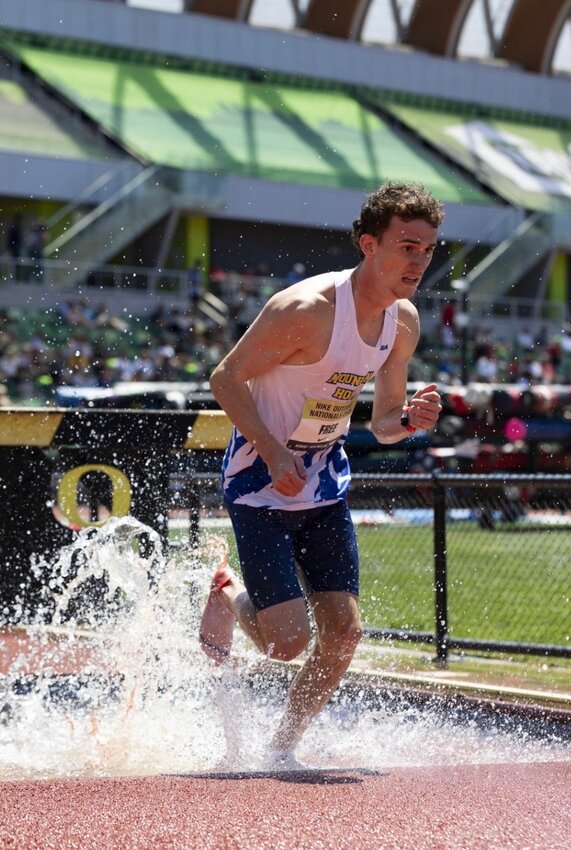 MH's Free fights to top-20 finish at Nike Outdoor Nationals