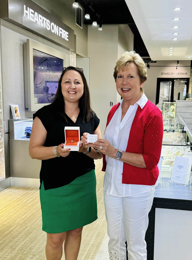 Dudley wins Red White and Blue diamond pendant