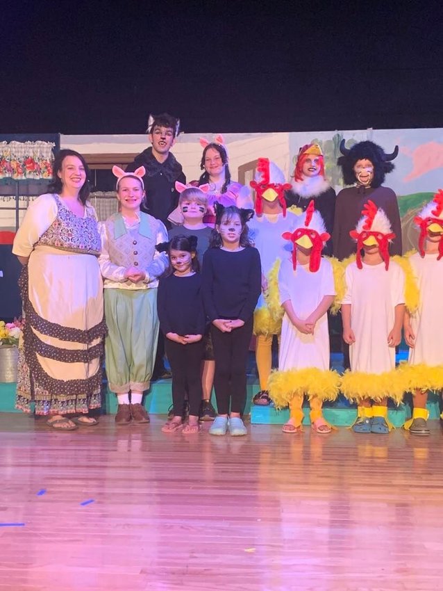 The cast of Wee Pigs Three includes: (first row, from left) Kelsey Ledford, Symphony Fox, Audrey and Emma (Bogowith) Ledford, Maggie and Madden Parrish and Lennox Adams; (second row) Connor Wentworth and Veda Rowe andf (third row) McKoy Dobbs, Hannah Ehlinger, Sophia (GoGo) Daugherty, and Aden Ledford. Addison Disney and Luke Ramsey ere not available for the photo.   Submitted Photo