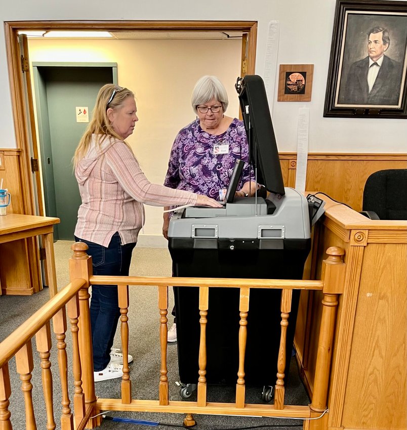 Turn out for early voting was fairly brisk for the final Saturday of early voting at the Baxter County Courthouse. A total of 160 voters cast ballots on Saturday at the location, bringing the early voter count to 8,122, or 26.9 percent of eligible Baxter County voters, as of Monday morning. &nbsp; Helen Mansfield/The Baxter Bulletin &nbsp;