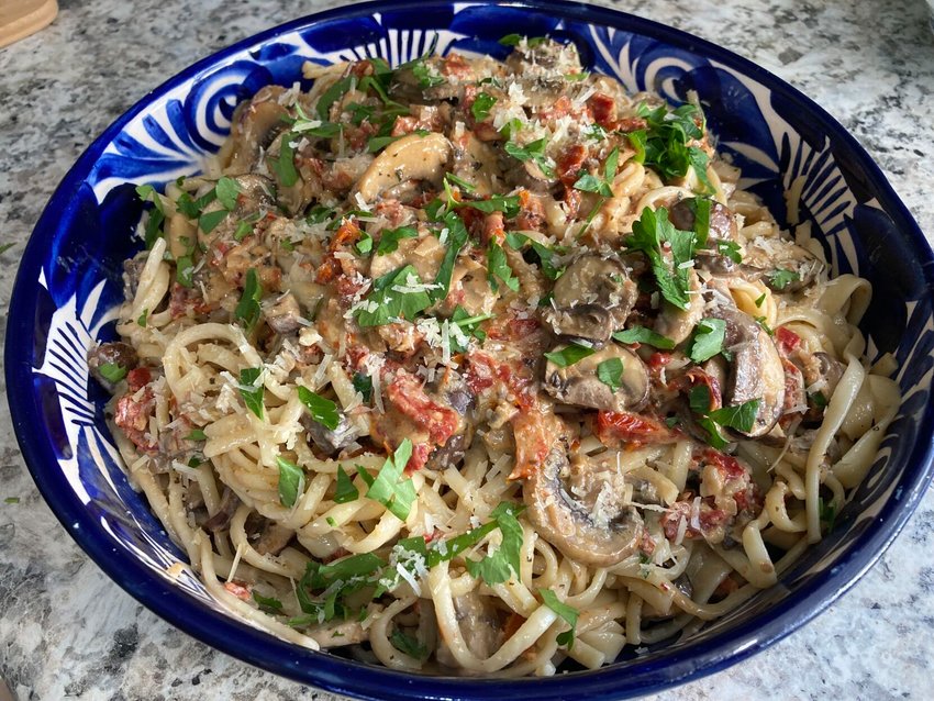 Linguine with Mushroom-Garlic Sauce makes a tasty Lenten meal paired with a salad and garlic bread.   Linda Masters/Baxter Bulletin