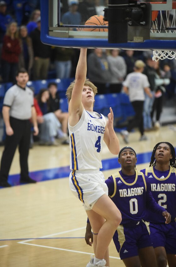 Bombers wallop Dragons, Dewey reaches 1,000 - Vimarsana News