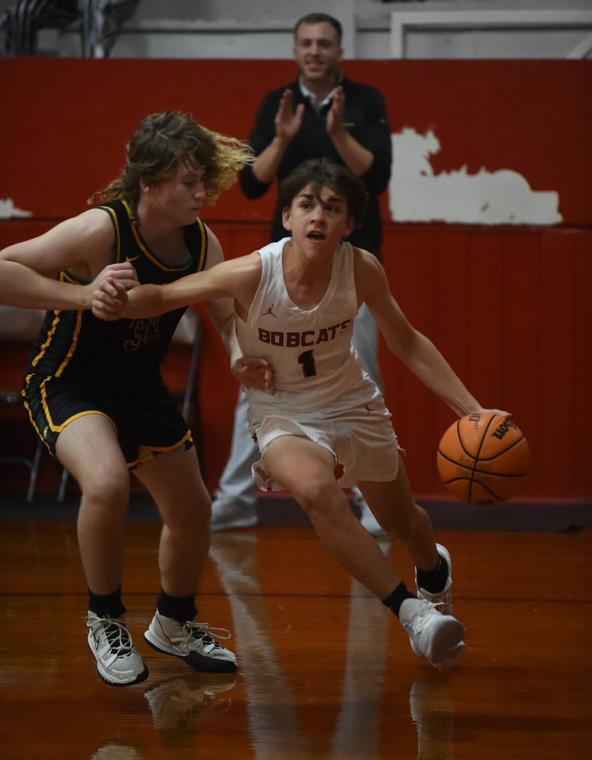 Basketball roundup Flippin, Mammoth Spring teams roll to wins Baxter