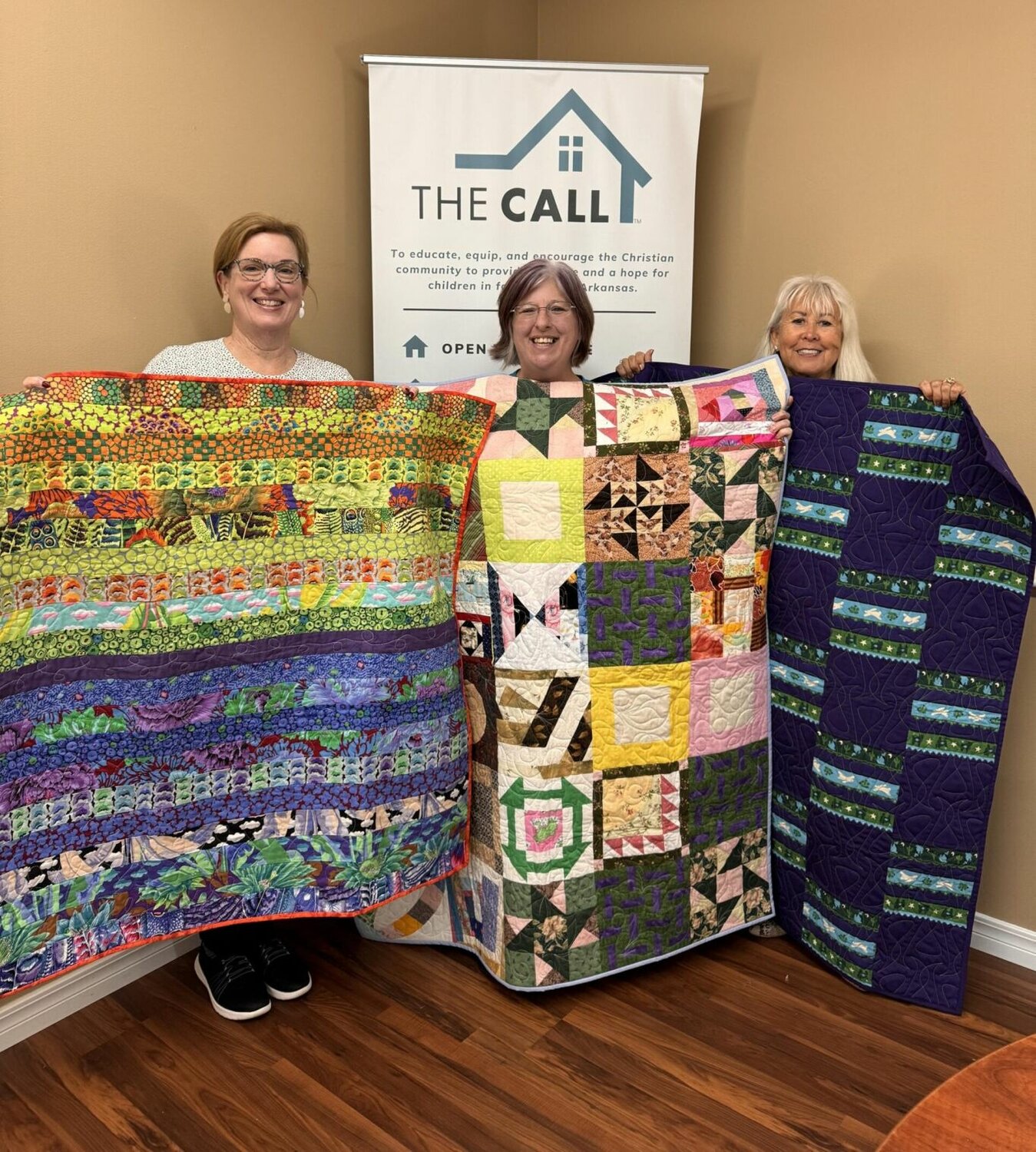 Hill 'N Hollow Quilters donate to The Call - Vimarsana News