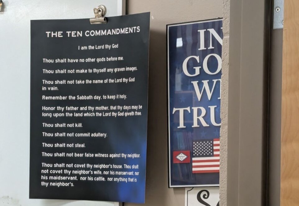 Federal judge blocks Arkansas’ Ten Commandments law
