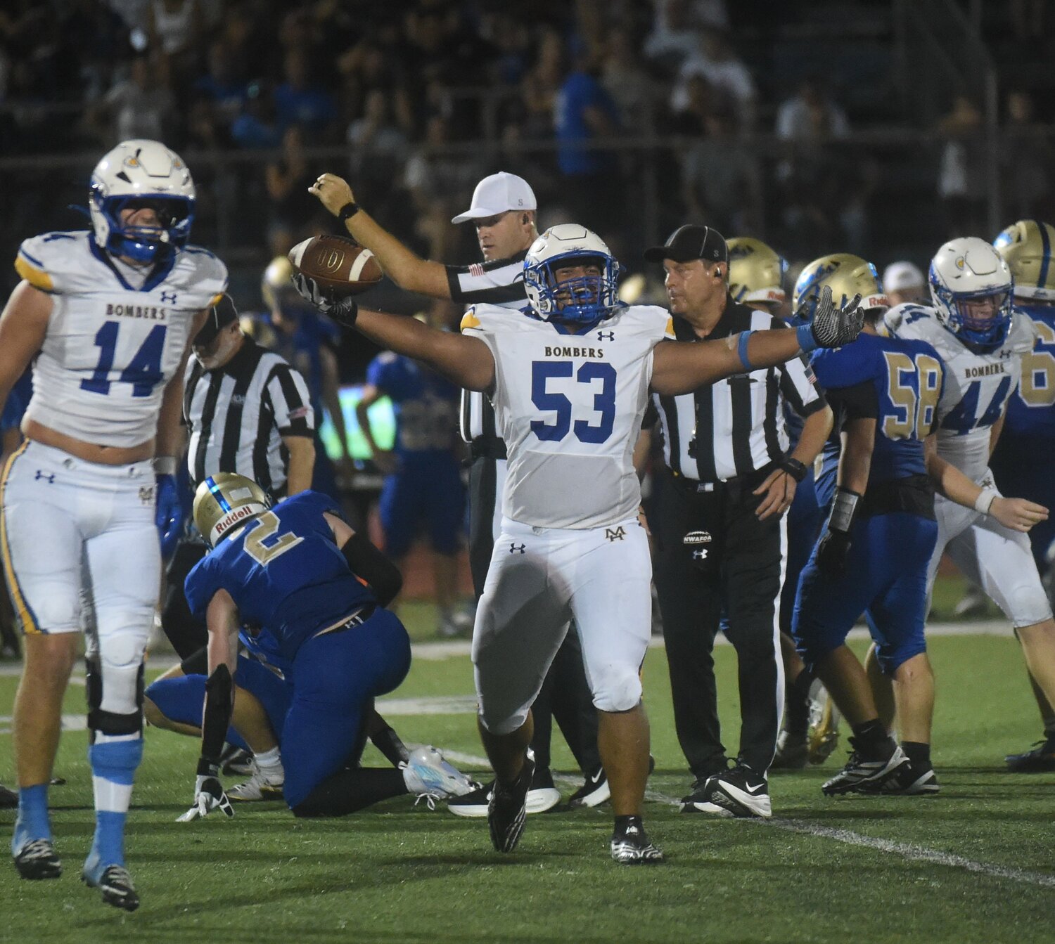 Five for four: Bombers force 5 second-half turnovers, vanquish Goblins for 4th straight season