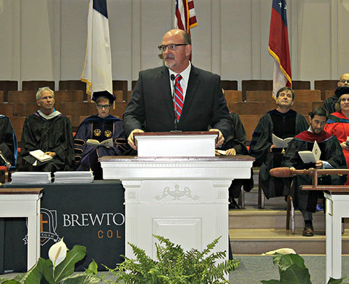 Thomas Hammond, president of the Georgia Baptist Convention and lead pastor of Alpharetta First Baptist Church, addresses Brewton-Parker College’s Class of 2016 on May 7. SARAH BULLARD/Special