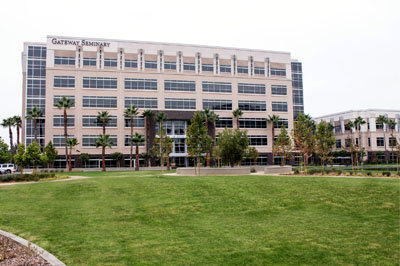 The grassy area in front of Gateway Seminary’s new facility in Ontario, CA, has been dubbed "Gateway Park." BP/Special