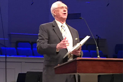 Lanier Gable leading the congregational singing for the senior adult revival at First Baptist Church Douglasville. GERALD HARRIS/Index