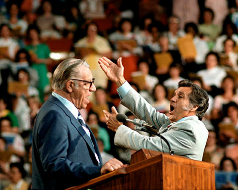 Cliff Barrows and George Beverly Shea sang “How Great Thou Art” at the 1980 Indianapolis, Ind. Billy Graham Crusade. BGEA/Special