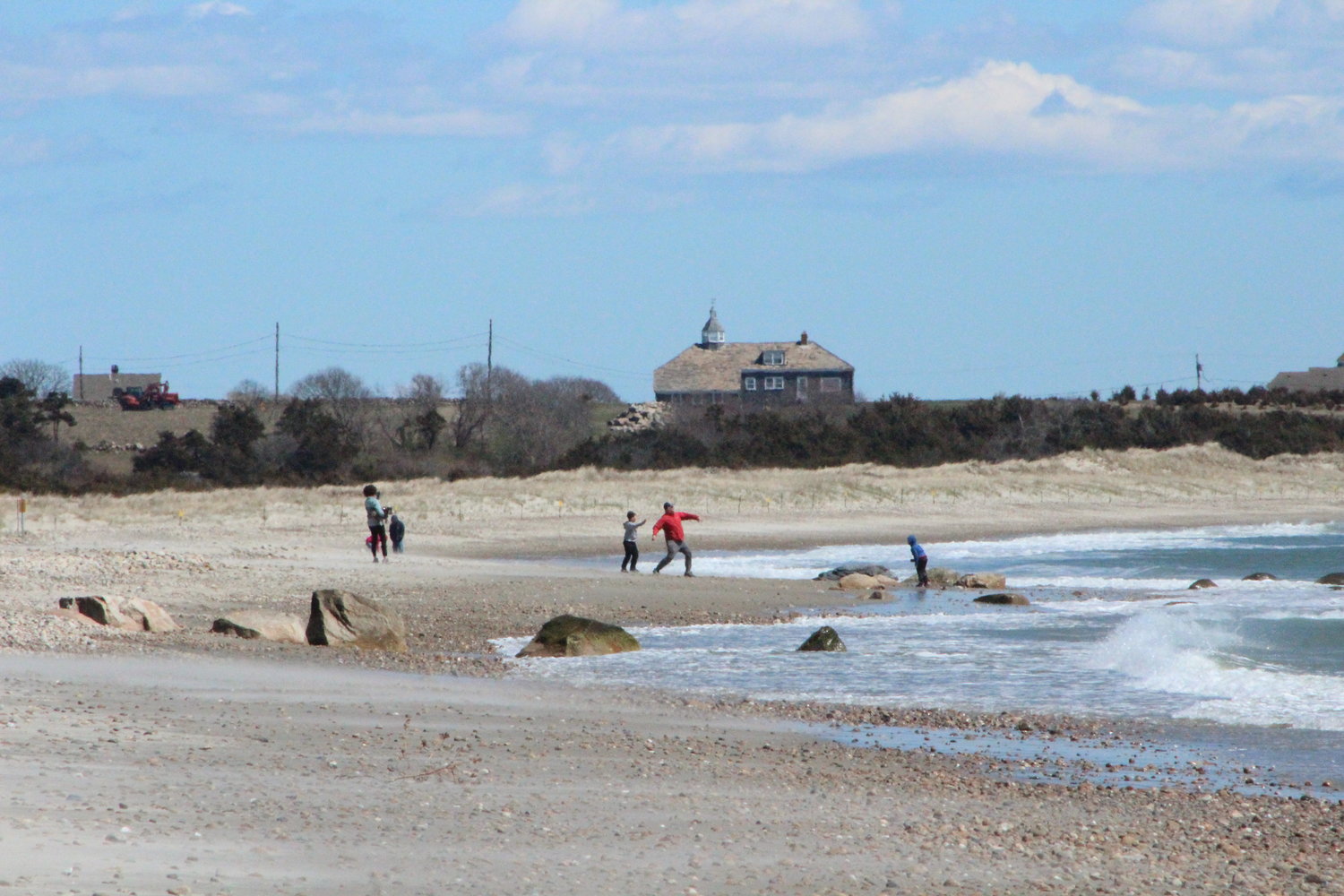 South Shore Beach opens this weekend | EastBayRI.com - News, Opinion