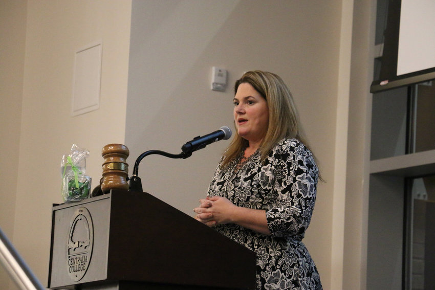 Centralia-Chehalis Chamber of Commerce Executive Director Alicia Fox speaks during the 2018 chamber banquet at Centralia College.
