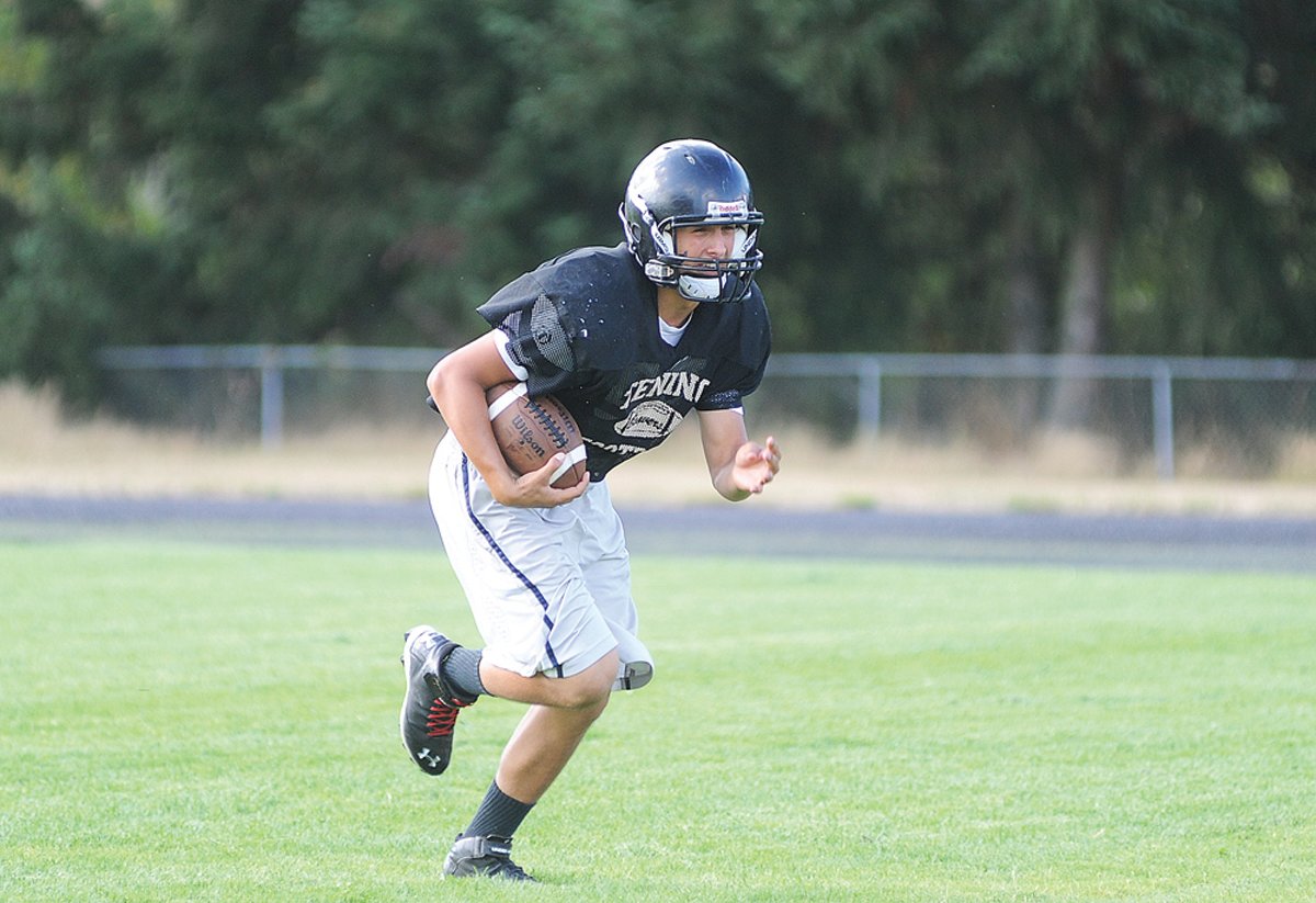 2013 Prep Football: Beavers Making Changes in the Offense | The Daily